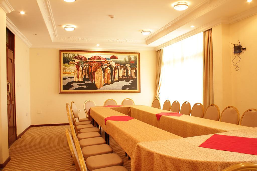 Caravan Hotel Addis Abeba Esterno foto