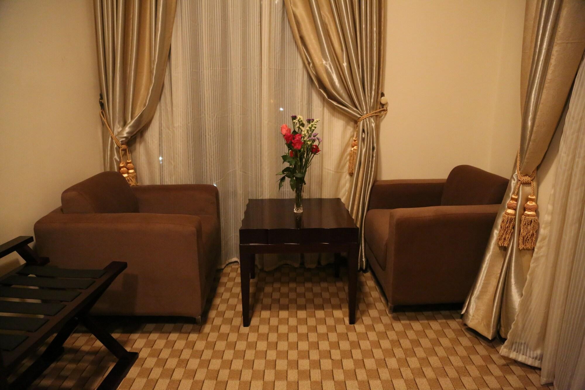 Caravan Hotel Addis Abeba Esterno foto