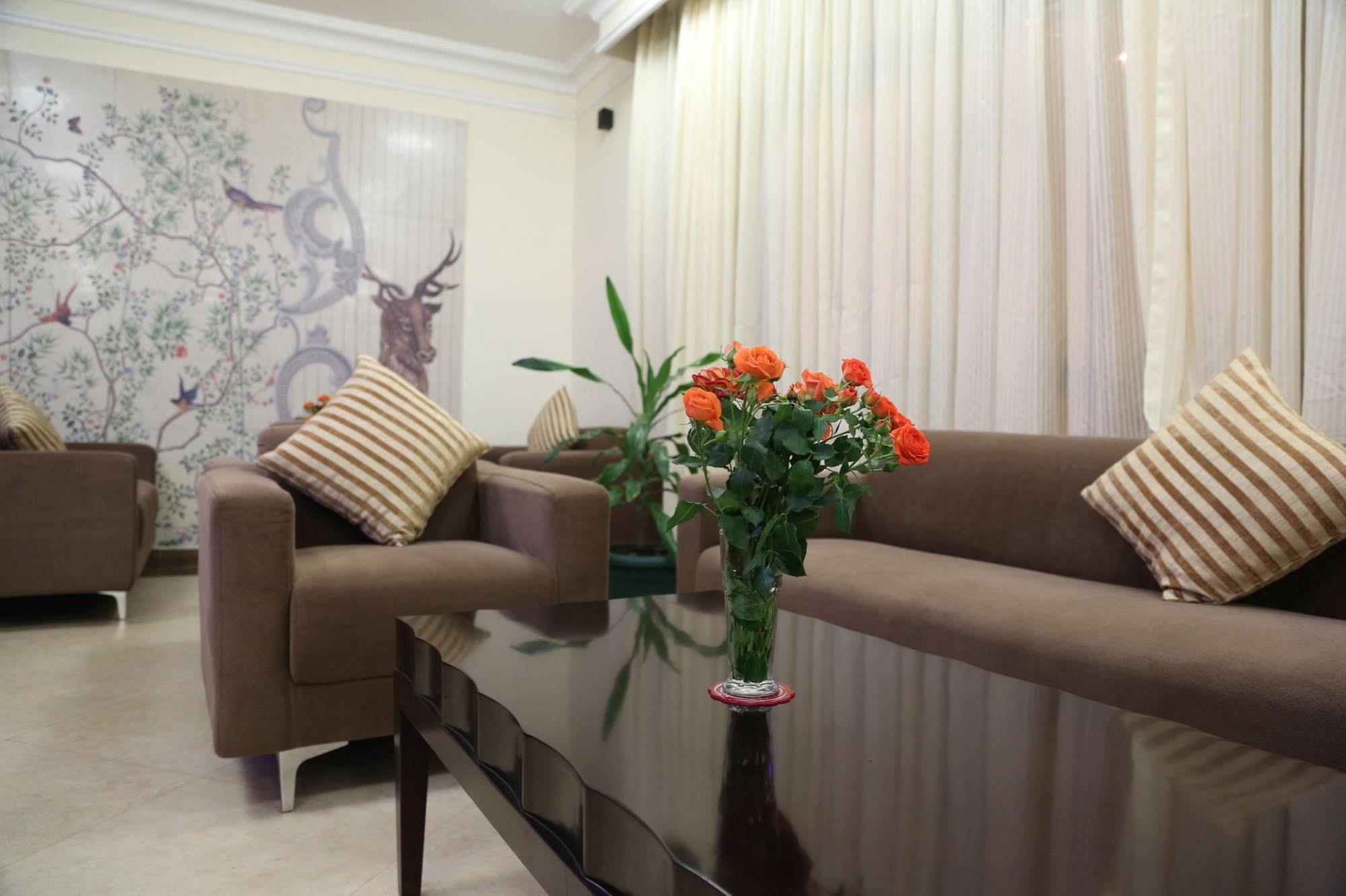 Caravan Hotel Addis Abeba Esterno foto