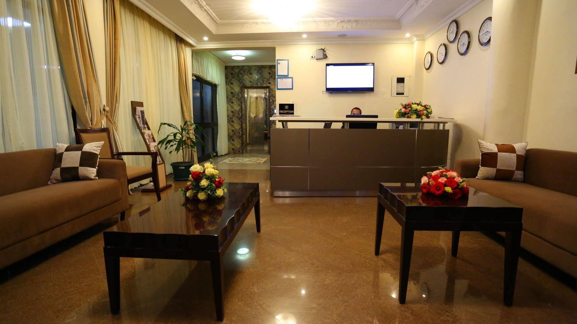 Caravan Hotel Addis Abeba Esterno foto